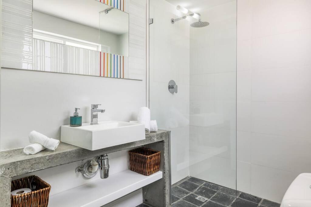 Fulham Garden Apartment