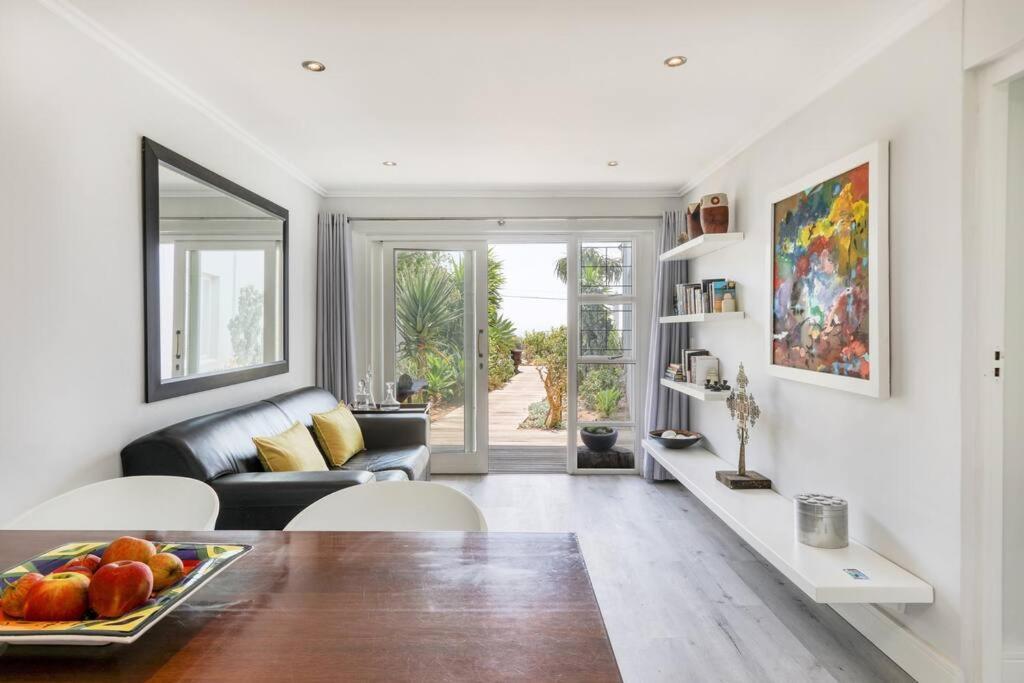 Fulham Garden Apartment *